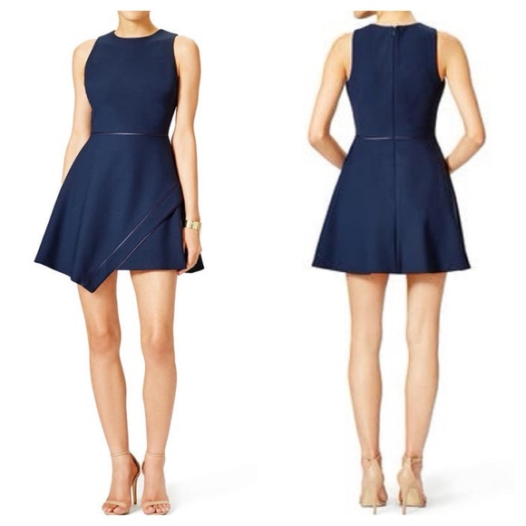 Elizabeth and James
Ayla Dress Navy (20) - Picture 1 of 7